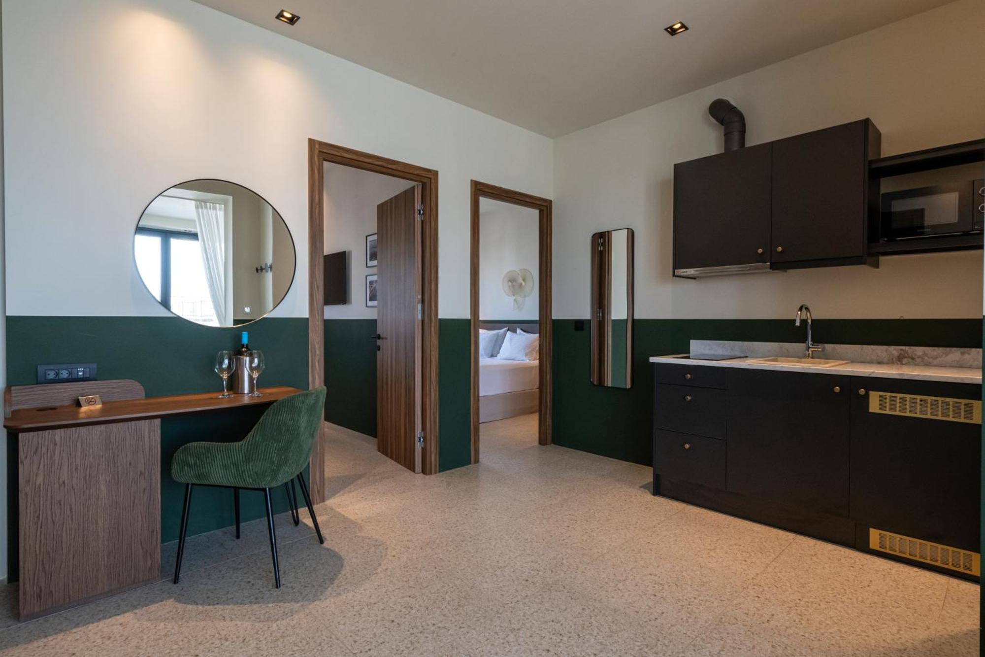 Evripidou 7 - Kalamata Mediterranean Suites Room photo