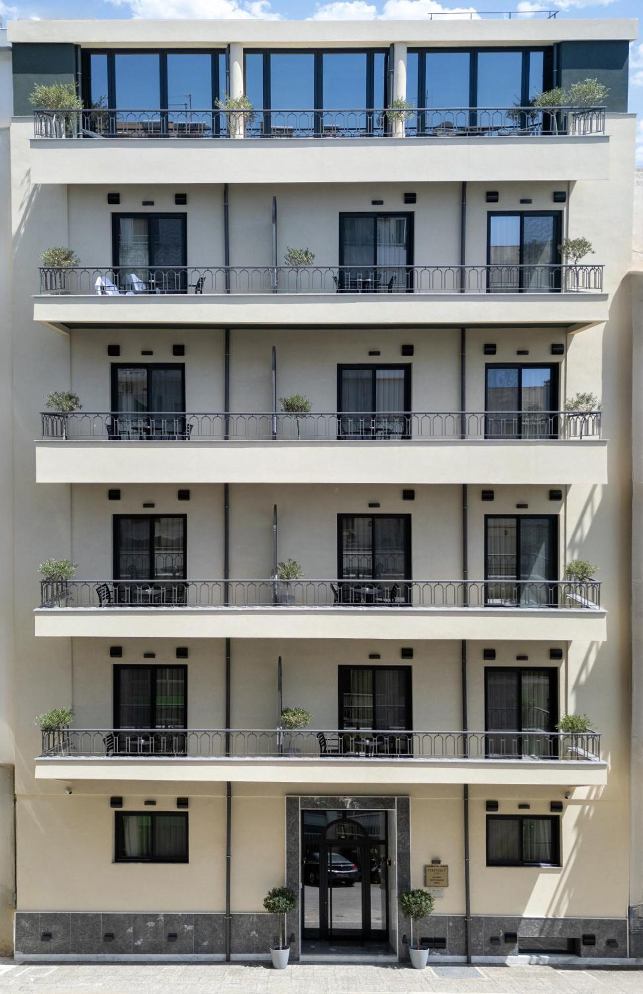 Evripidou 7 - Kalamata Mediterranean Suites Exterior photo